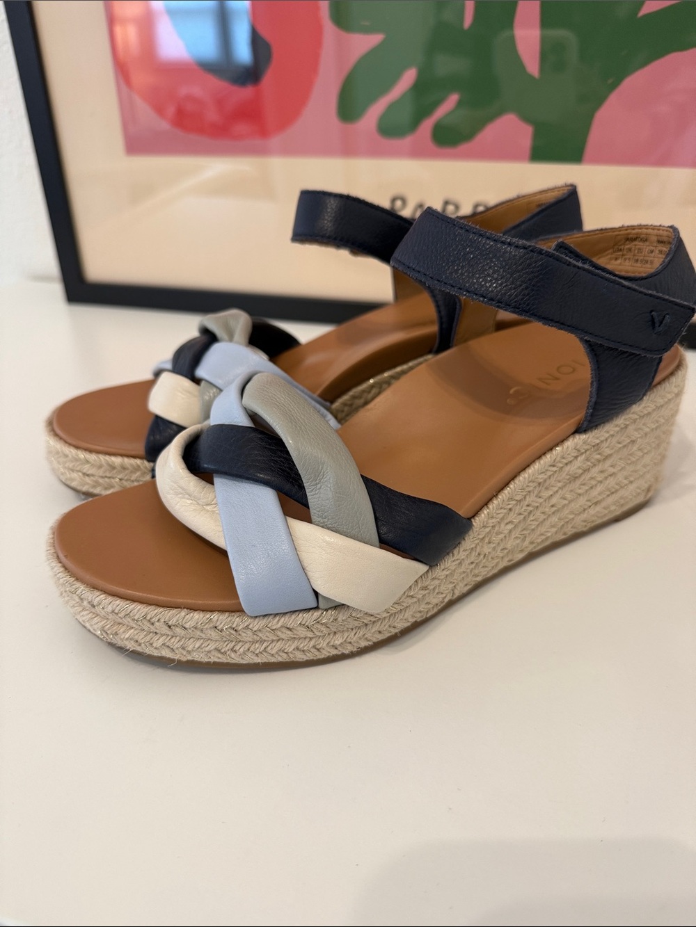 Vionic Navy Multi-Color Braided Espadrille Wedge Sandal Preloved Size 8 Preloved - Picture 4 of 6